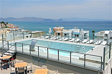 Astron Suites